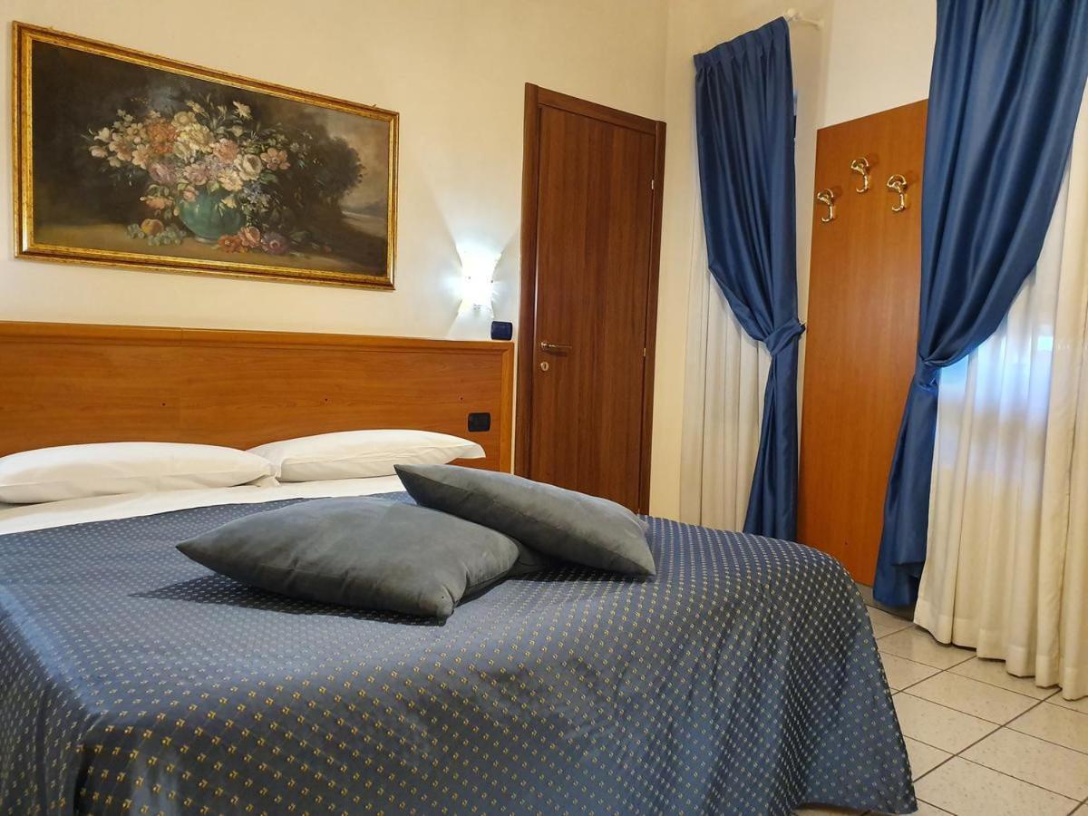 Hotel San Giorgio Бергамо Екстер'єр фото